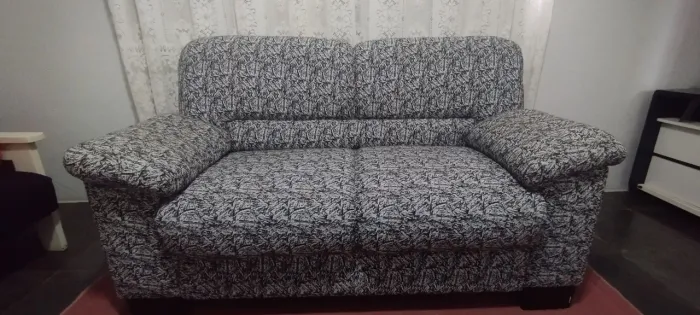 Sofá 3 e 2 lugares 