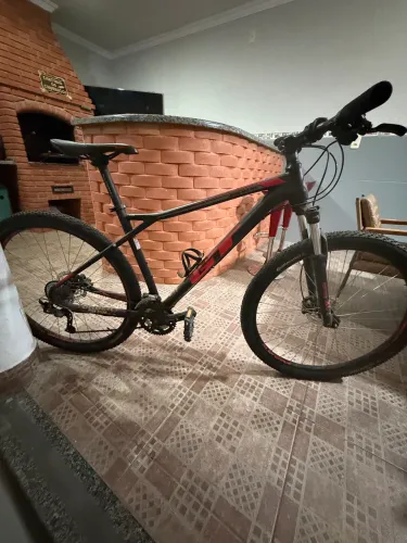 Bicicleta aro 29 Gt avalanche ( zero )