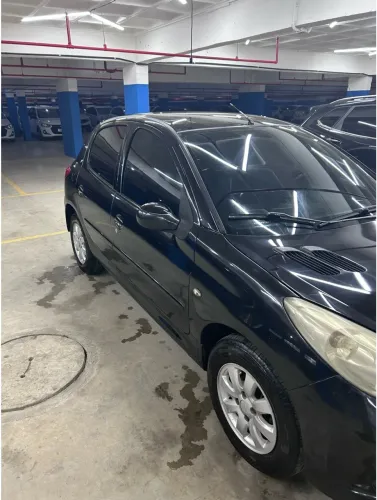 Peugeot 207 XR Sport 1.4 Flex 8V 5P 2010