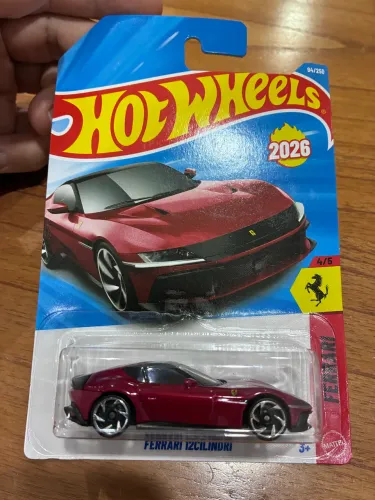 Hot Wheels Ferrari 12 Cilindri Vinho