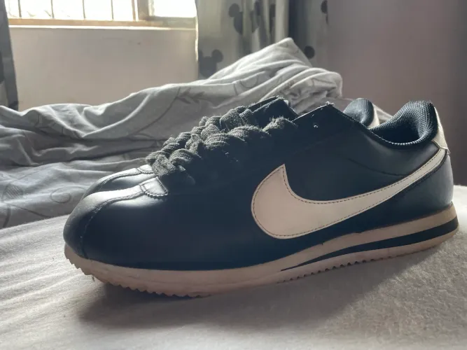 VENDO Nike Cortez Clássico - TAM 41