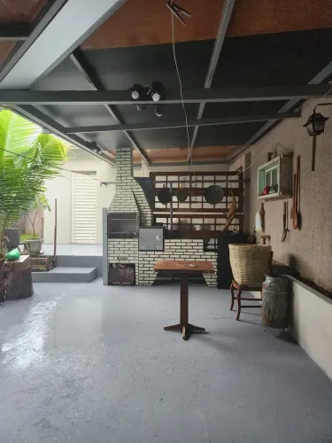 Casa Térrea Santa Cruz I Rua Fechada 4/4