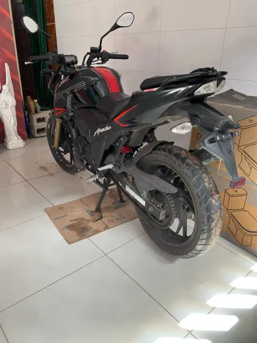 VENDO MOTO APACHE 200