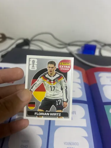 Figurinha Florian Wirtz EXTRA STICKER PRATA