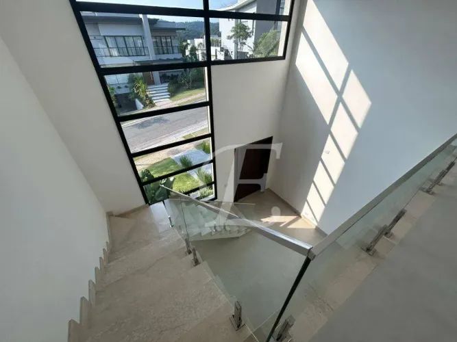 Casa á venda em Alphaville no Residencial Ithayê