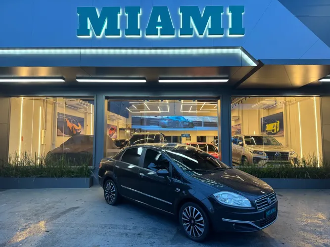 Fiat Linea Absolute 1.9/1.8 Flex Dualogic 4P 2015