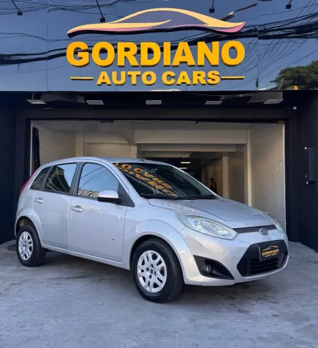 Ford Fiesta SE 1.6 16V Flex 5P 2014
