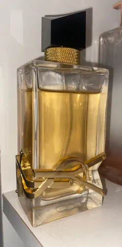 Perfume Yves Saint Laurent Libre 90ML semi novo