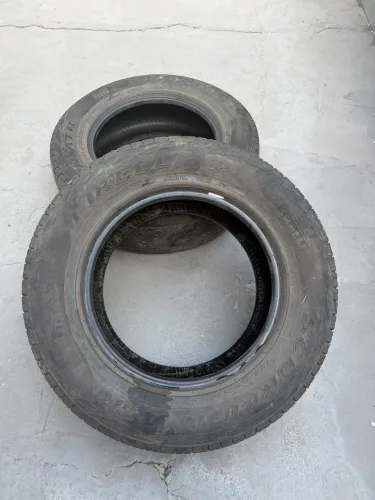 2 Pneus 265/55-17 meia vida