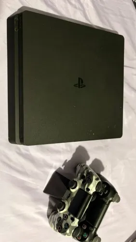 PS4 + Carregador