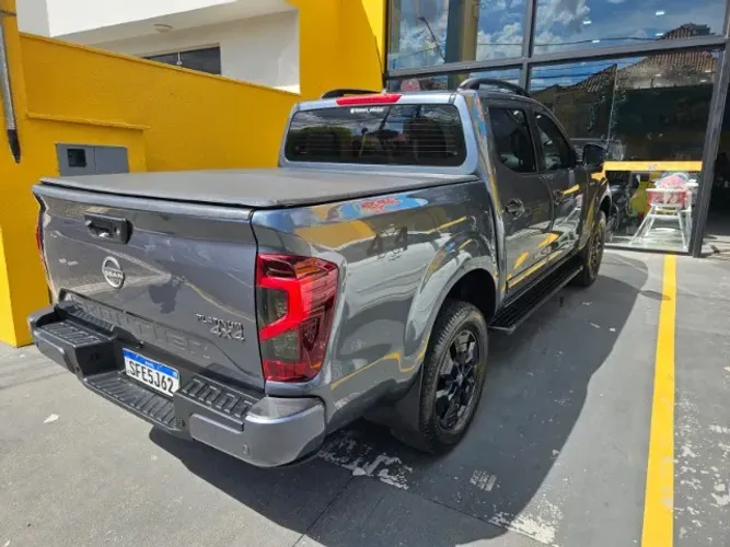 Nissan Frontier Plati. CD 2.3 Bi-TB Dies.aut. 2024