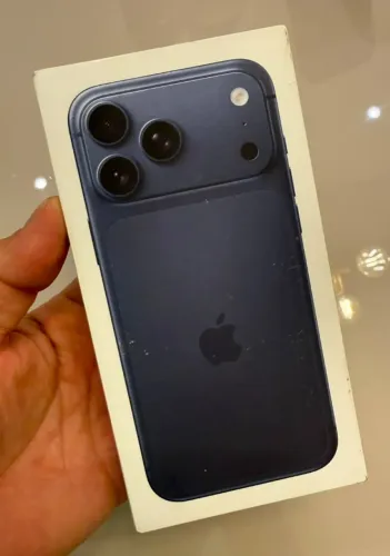 iPhone 17 Pro Max 256GB Azul | NOVO LACRADO (leia a descrição)