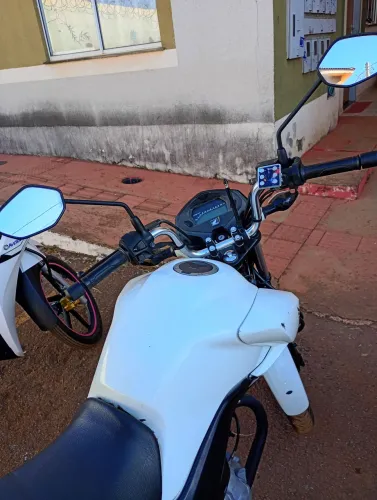 Honda cargo 160 bem conservadw no ponto de trabalho e transferir