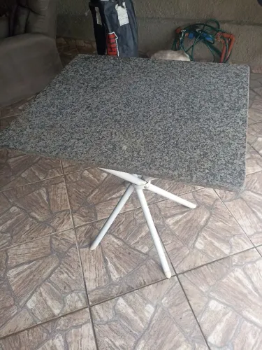 Mesa de granito