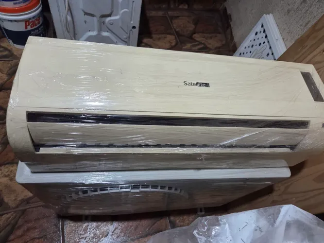Ar condicionado 9.000 Btus 220v classe A Quente e frio
