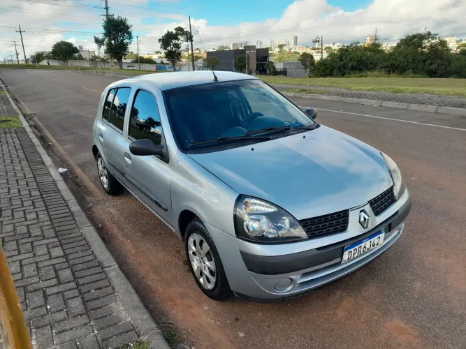Renault Clio RN/ Expression 1.0 5P 2005