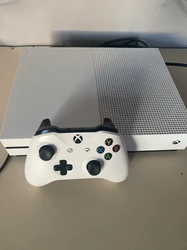 Xbox one S 1tb de memória