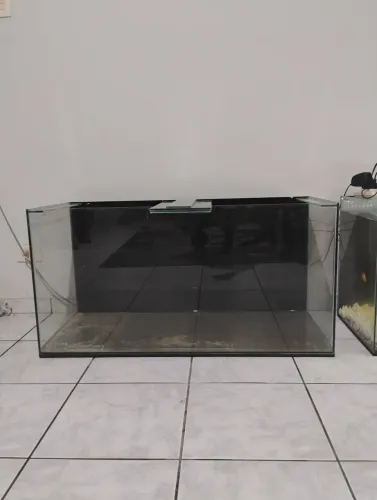 Aquário 200 litros em perfeito estado