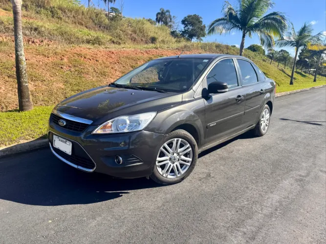 Ford Focus Sedan 2.0 16v/2.0 16V Flex 4P Aut. 2013