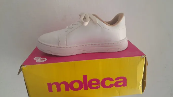 Sapato Branco tamanho 34