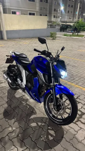 FZ 25 2021 FLEX