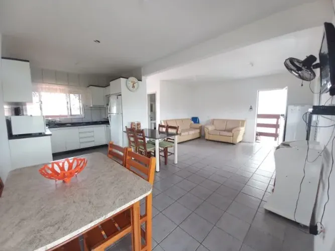 Cobertura, 1 Suíte, ar, 350m mar, Ingleses, Fpolis, SC. COD 246