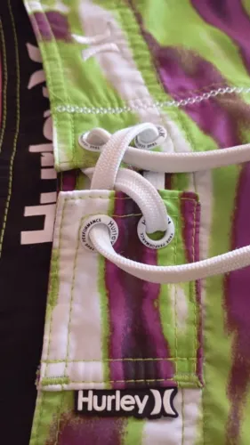 Hurley Phantom boardshorts tam 42 - estampa roxa/verde