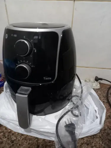 Vende-se uma AirFryer Nova !
