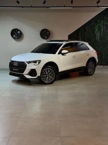 Audi Q3 Perf. Black 2.0 TFSI Tiptr. Quattro 2023