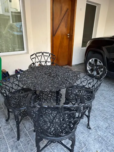Conjunto Mesa + 4 Cadeiras Alumínio Fundido Preto - Provençal