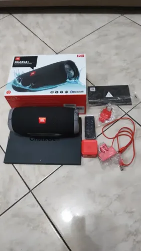 Caixa de som bluetooth JBL Charge 3 - Original Usada Favor Ler Descrição