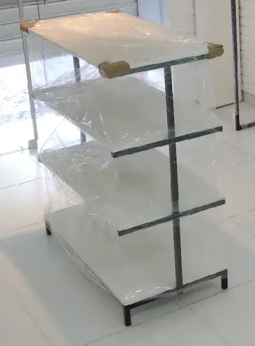 Estante Central | MDF Branco e Estrutura Metálica