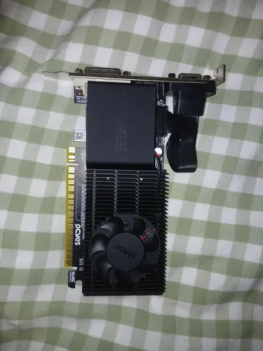 Placa de video PCYES NVIDIA GeForce GT 610.