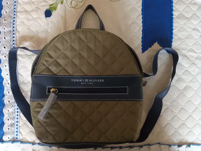 Mochila Tommy Hilfiger - Verde matelasse EUA 