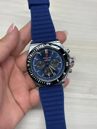 RELOGIO A BATERIA COM PULSEIRA DE SILICONE CONFORTAVEL NOVO