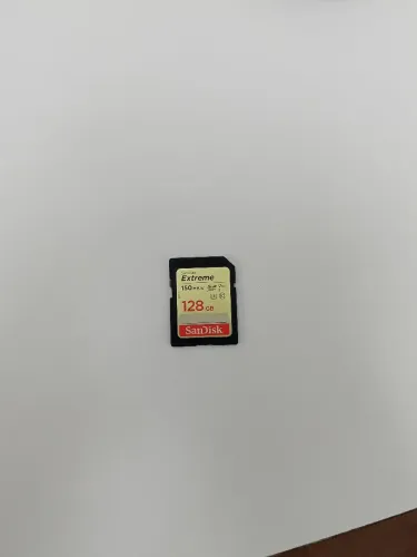 Cartão de Memória SanDisk Extreme 128GB SDXC UHS-I V30