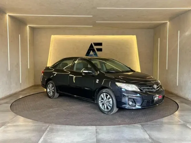 Toyota Corolla GLI 1.8 Flex 16V Aut. 2012
