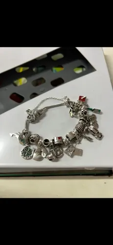 Vendo pulseira Pandora