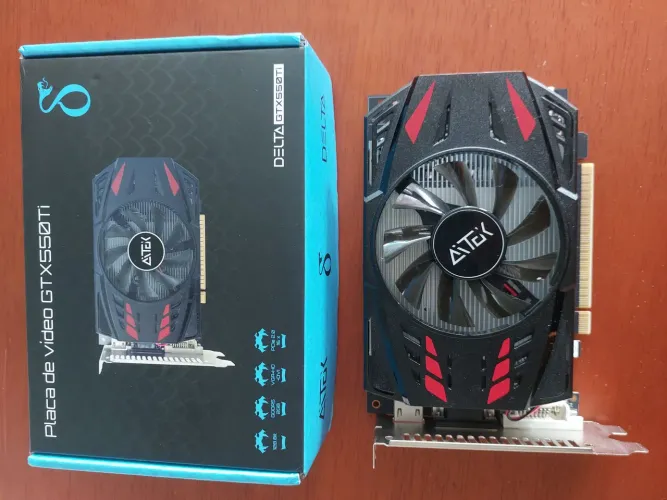Placa de Vídeo NVIDIA GeForce GTX 550 Ti 2GB GDDR5 - Estado de Nova!