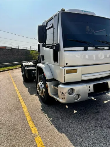 Ford cargo 4331