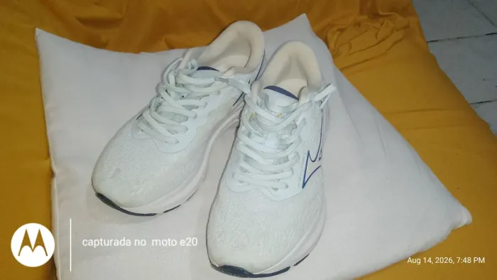 Tênis Mizuno enigma