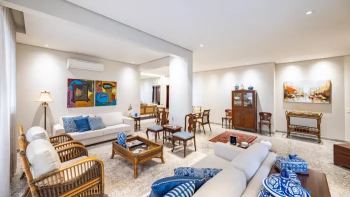 Apartamento no Edifício Heidelberg com 3 suítes, 3 vagas e excelente conservação