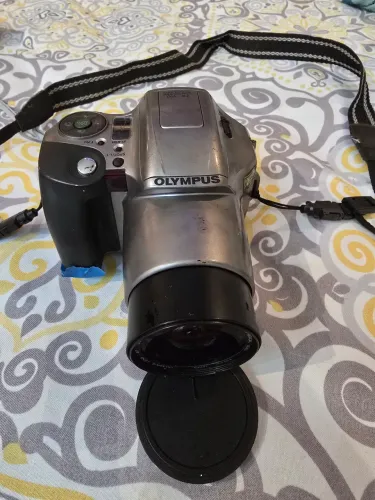 Câmera Olympus iS 20 DLX