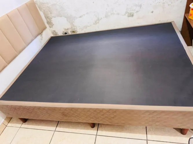 Base box casal