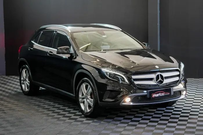 Mercedes-Benz GLA-200 GLA 200 Night 1.6. TB 16V Flex Aut. 2016