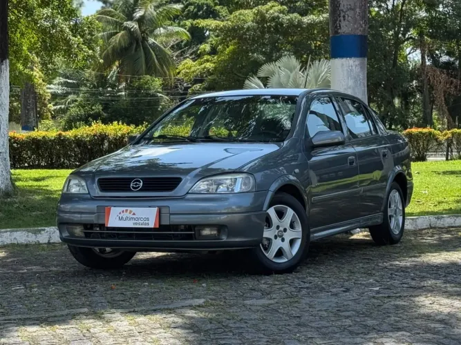 Chevrolet Astra GL Milenium 1.8 MPFI 4P 2001