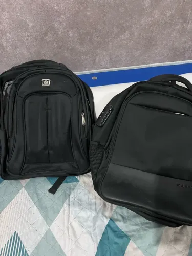 : 2 Mochilas Pretas para Notebook (Maideng + Executiva) Pelo Preço de Uma