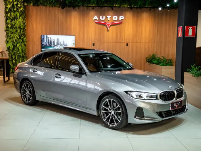 BMW 320I 320i 2024