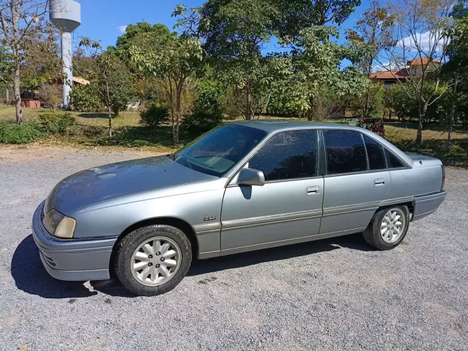 Chevrolet Omega GLS 2.2 / 2.0 1997