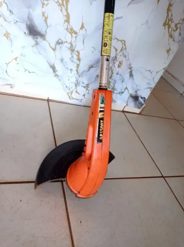 Rosadeira de grama Tramontina 1500T